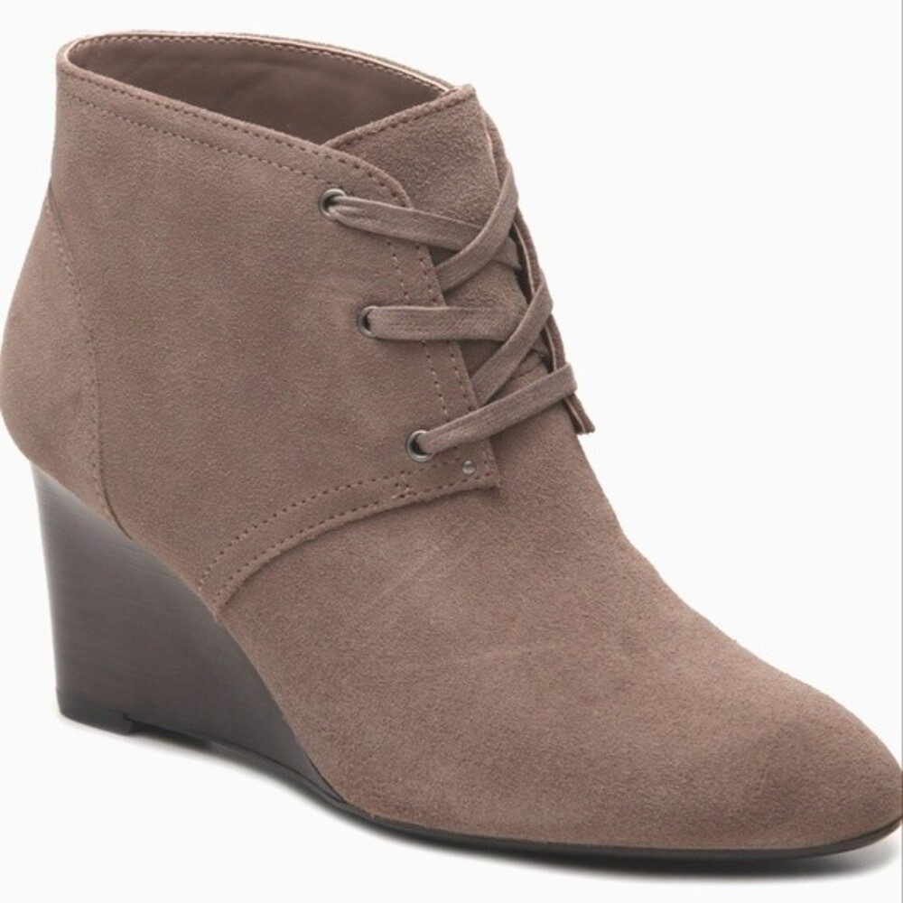 Ralph Lauren TAMIA Genuine Suede Taupe Tan Wedged Booties PORCINI Sport